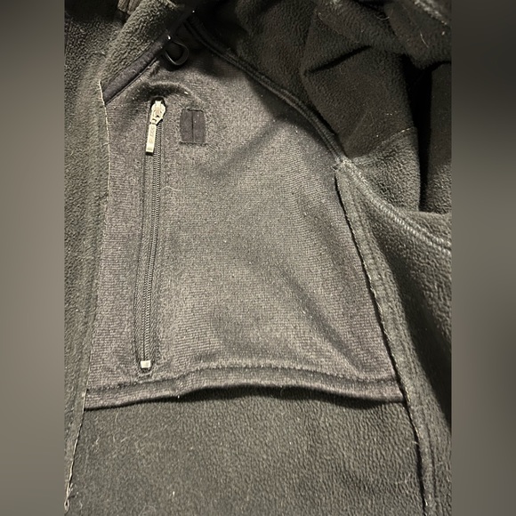 Women’s Heavier, large, The Northface grey (small checkered pattern) jacket. - Picture 12 of 16